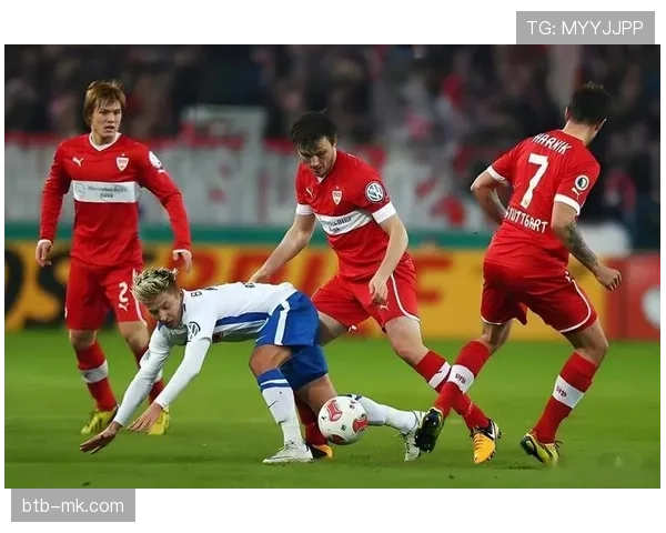 法兰克福0-2不敌门兴格拉德巴赫，遭遇联赛三连败